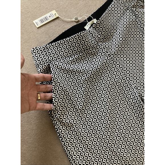 Max Studio Women’s Two Piece Pant Set Sz M New Black White Wide Leg Capri $168 - Picture 6 of 11